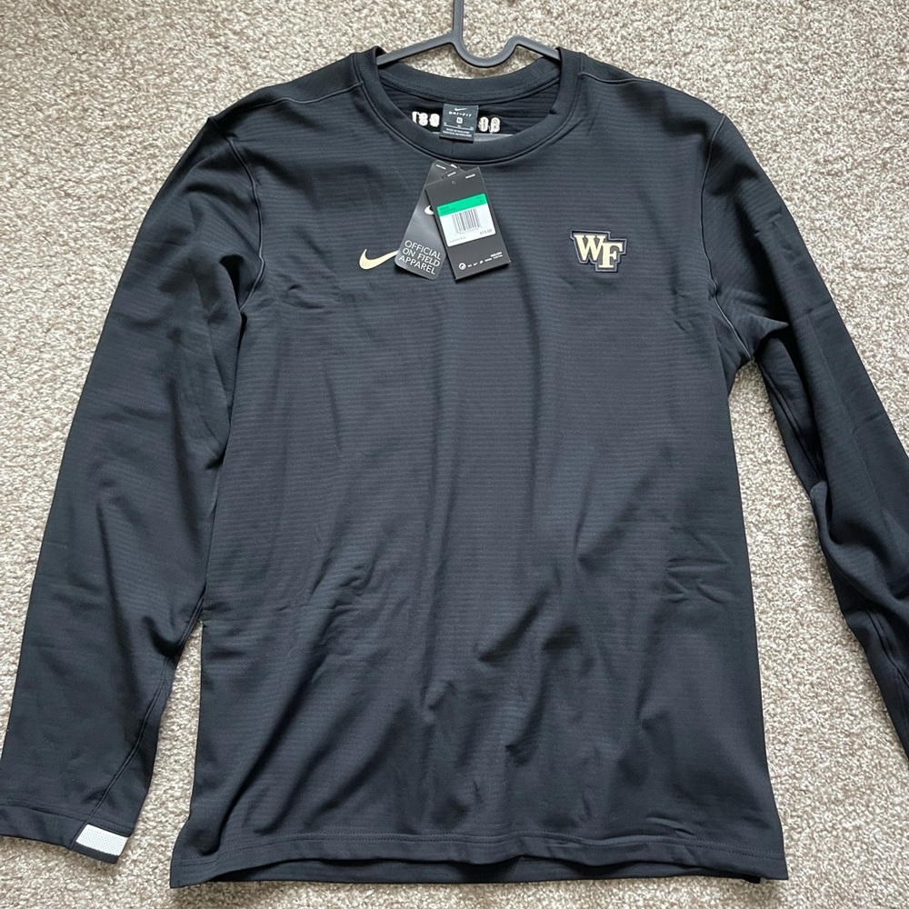 NWT Men’s Nike Wake Forest Performance Sweatshirt
